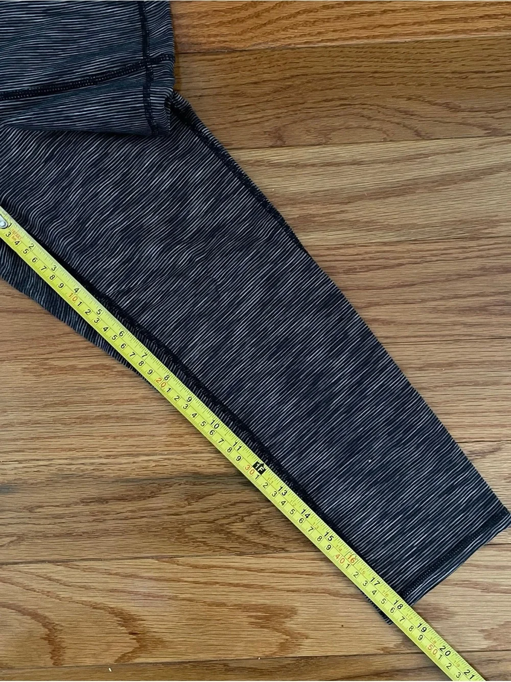 Girls' Active Capri Leggings - Heathered Black